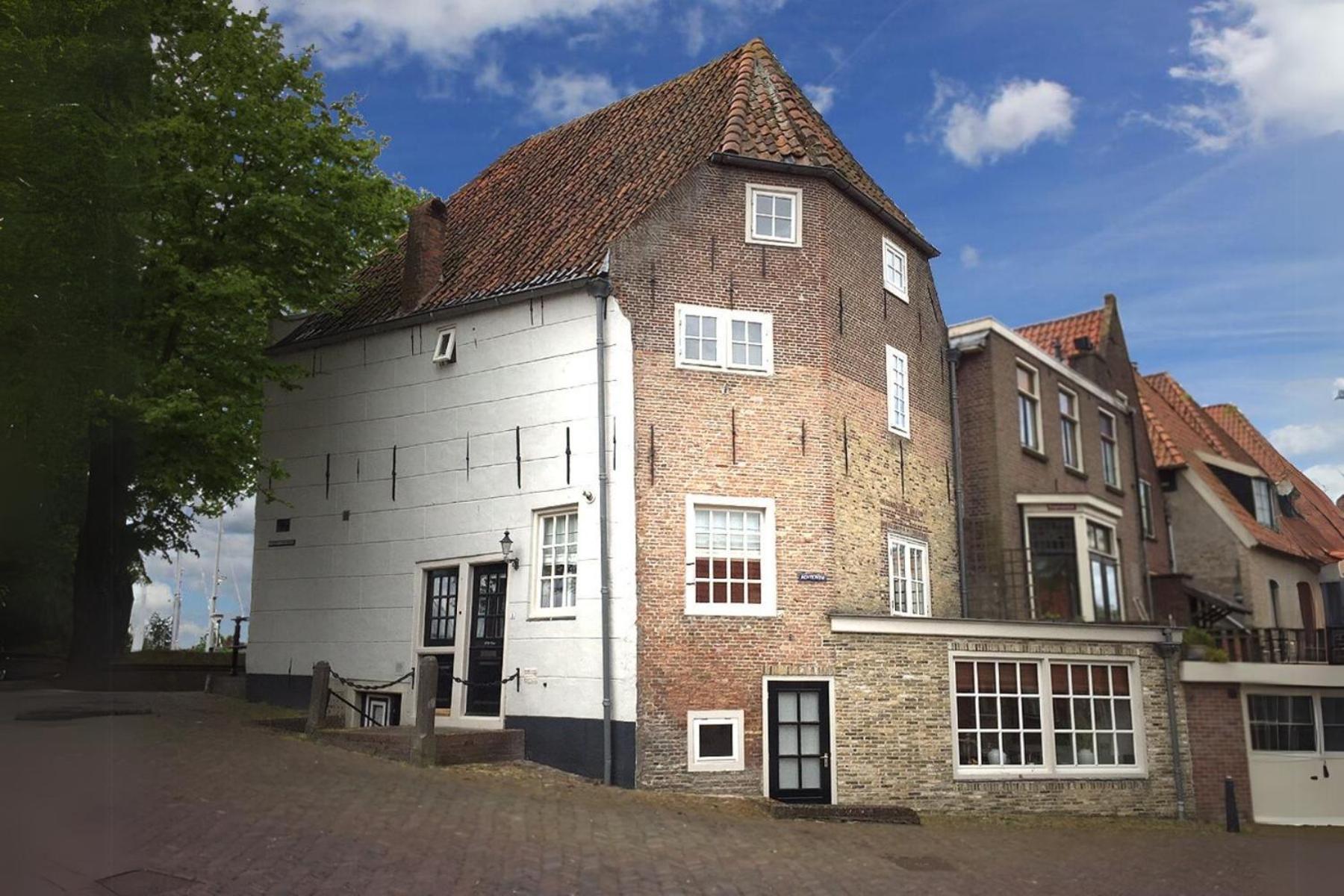 Torenhuis Medemblik Buitenkant foto